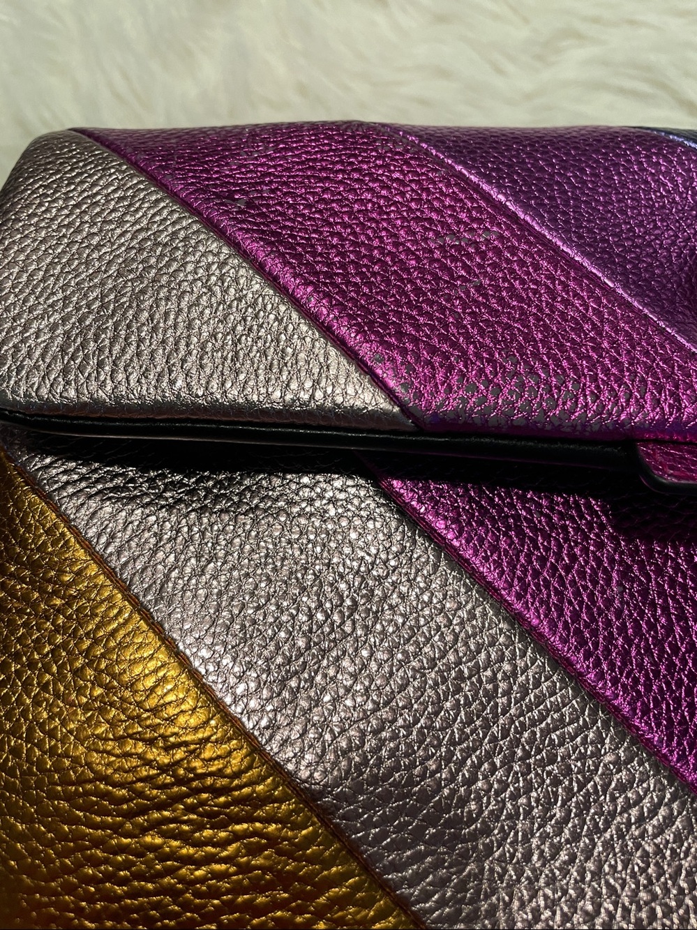 Kurt Geiger Kensington Rainbow Chevron Leather Crossbody Bag with Gunmetal Chain - Picture 4 of 15